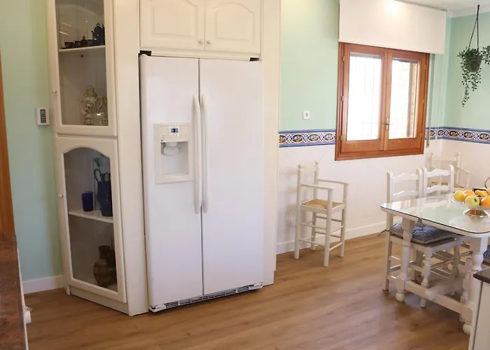 La Casa De Enfrente